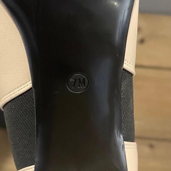 Calvin Klein Women's Feli Ankle Dress Booties Size 7 Beige Pointed Toe Pull On - Picture 12 of 14